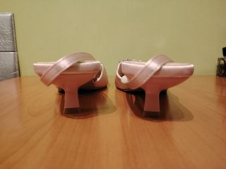 Sandalias raso rosa palo pedrería