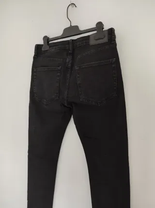 Vaqueros Bershka Hombre 40