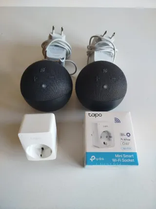 Altavoces Inteligentes Alexa + enchufes smart wifi