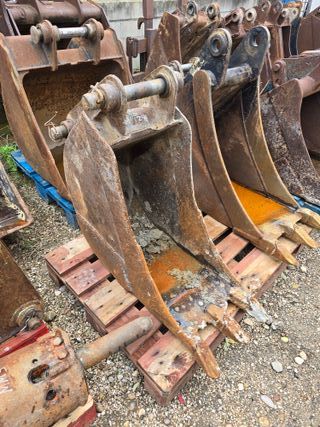 CM25 Cazo Mixta Retroexcavadora 60cm JBC