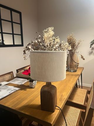 Lámpara de mesa Zara Home madera