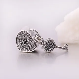 Charm Pandora corazón con circonitas