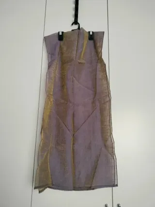 Vestido de fiesta beige y dorado