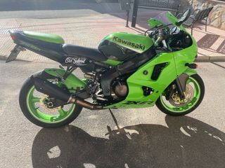 Kawasaki Ninja ZX6R Verde
