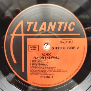 LP 1985 🇩🇪 AC/DC - FLY ON THE WALL
