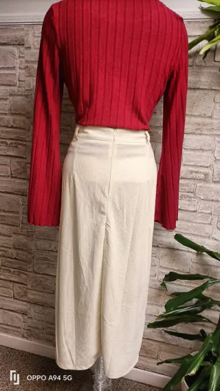Completo gonna e maglia rosso e beige