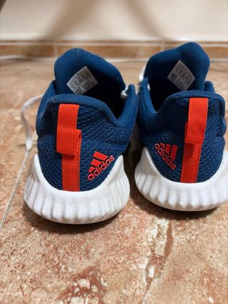 Zapatillas niño Adidas Talla 36