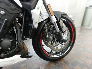 TRIUMPH STREET TRIPLE 660 S 2020