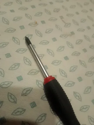 Destornillador Phillips Mango Negro/Rojo