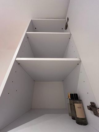 Armario alto blanco con cajones