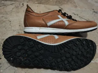 Zapatillas Munich Marrones y Blancas