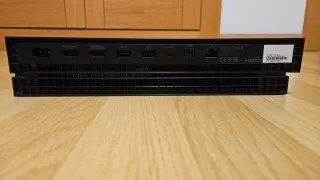 XBOX ONE X 1TB Perfetto per Natale