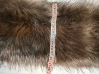 Estola sintética marrón y multicolor