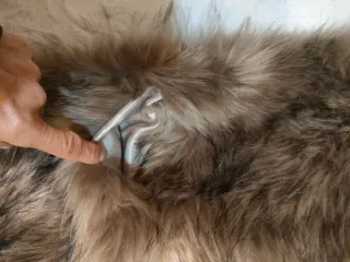 Estola sintética marrón y multicolor