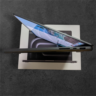 Apple Macbook Pro 14" M4 Pro 512GB 24GB NuevoSúper