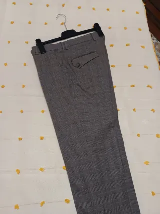 Pantalones H&M a cuadros grises talla L