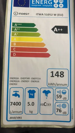 Lavadora Carga Superior Blanca marca indesit