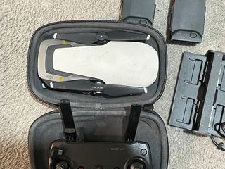 DJI Mavic Air Drone + 3 Baterías + Bolso