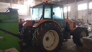 Tractor Renault