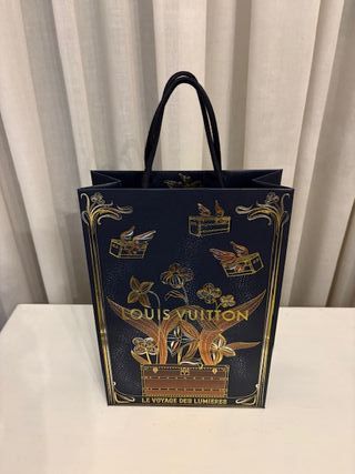 Busta Louis Vuitton natalizia