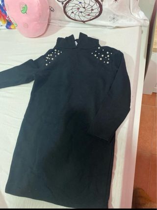 Vestido preto menina 10/12 anos com pérolas