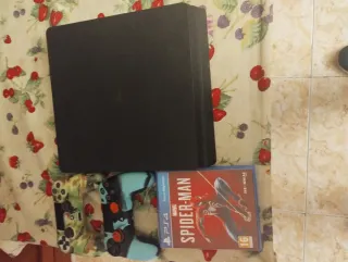 PS4 Spider-Man + 2 Mandos