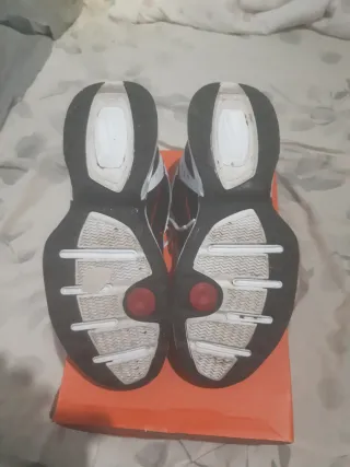 Nike Air Monarch IV Talla 44