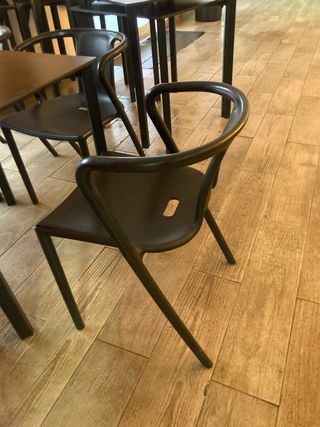 Mesas y sillas bar / terraza