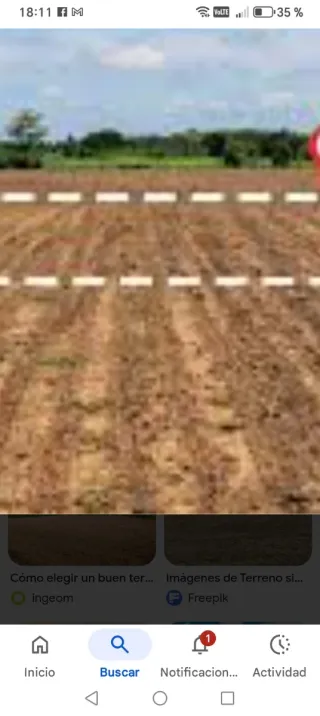 Tierra y piedras para relleno