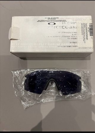 Lente Oakley M-Frame