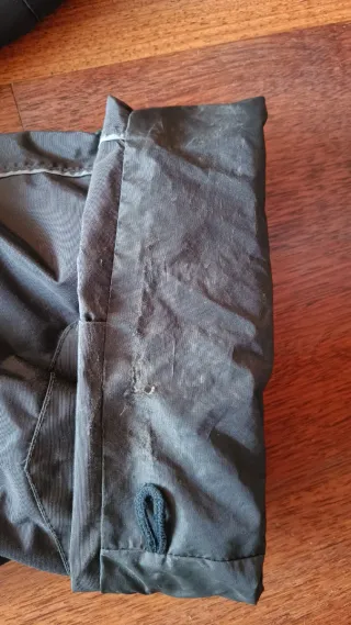 Mono de esquí negro y blanco 12 años