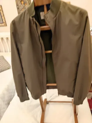 Cazadora Emilio Tucci verde militar Talla L