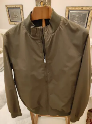 Cazadora Emilio Tucci verde militar Talla L