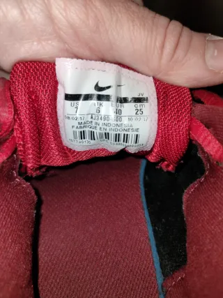 Deportivos Nike Rojos