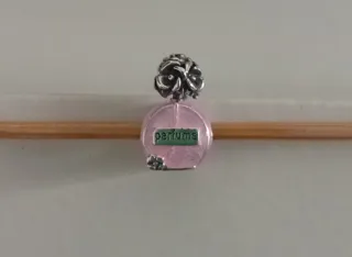 Charm Frasco Perfume Rosa Flor Plata