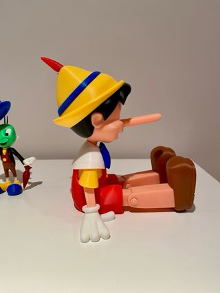 Figura Pinocho y Pepito Grillo