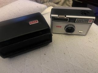 Cámara Kodak Instamatic 104 Vintage + Caja