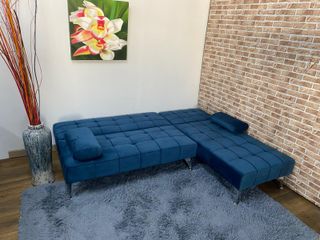 ¡Nuevo Sofá Minimalista con Chaise Longue!