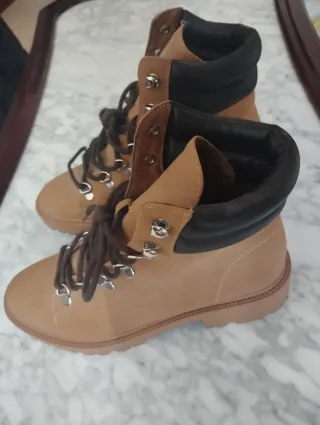 Botas de Mujer Marrones y Negras