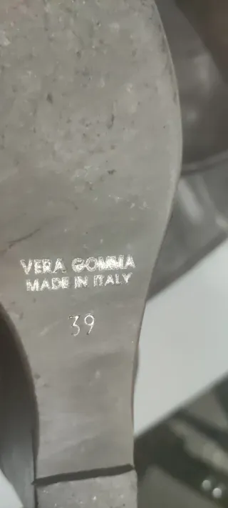 Botas altas de piel marrones