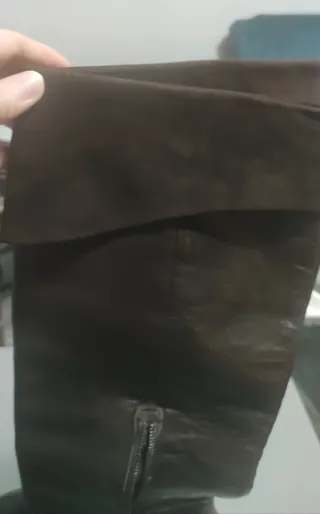 Botas altas de piel marrones