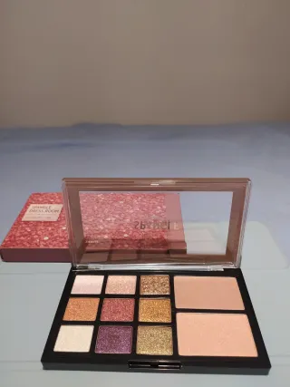 Paleta de sombras y colorete