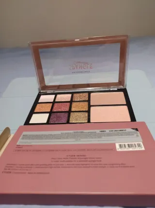 Paleta de sombras y colorete