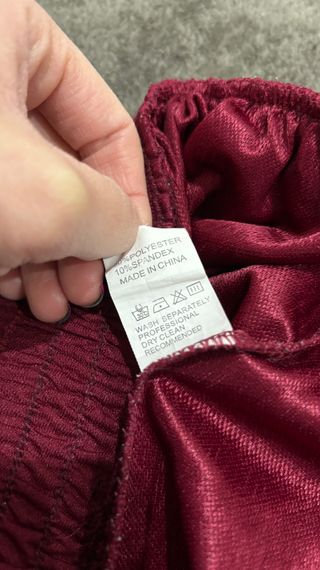 Crop top de terciopelo burdeos