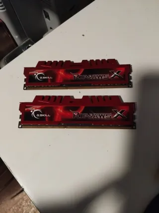 Lote 2x G.Skill RIPJAWS DDR3 4GB PC3-10600