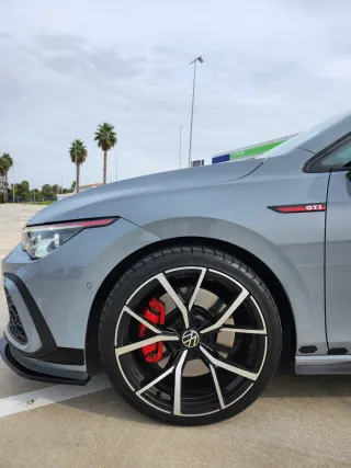 Volkswagen Golf 2021