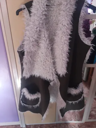 Chaleco pelo y ante caqui