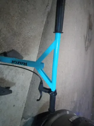 Patinete Razor 3 ruedas azul