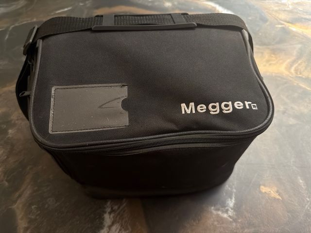 Megger MFT1845+ y EVCA210