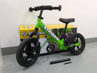 Bicicleta Equilibrio Strider 12 Sport Verde